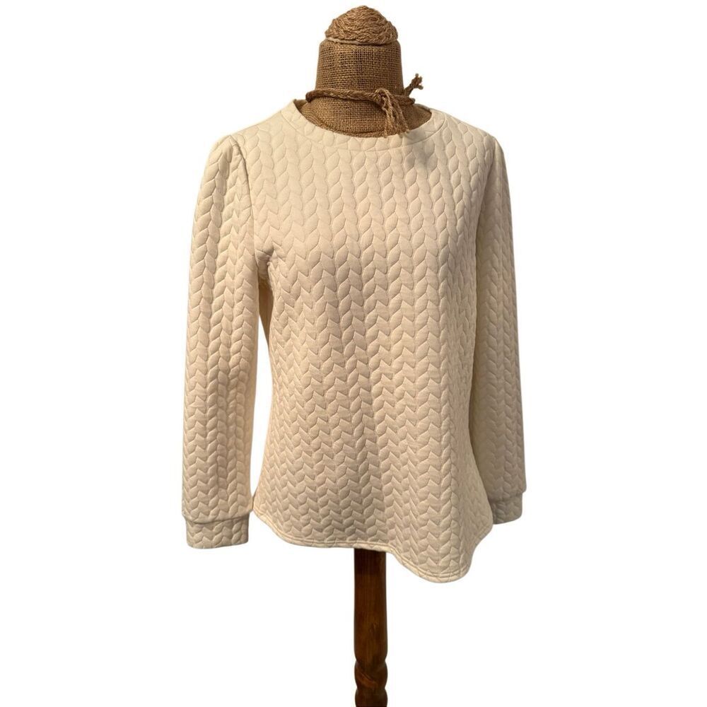 Women’s Textured pullover top ivory sz medium (estimated) long sleeve